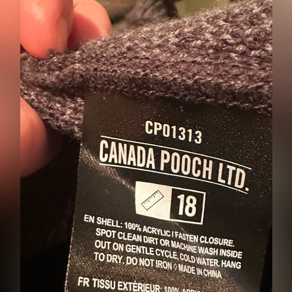 Canada Pooch grandpa dog sweater - Picture 5 of 8